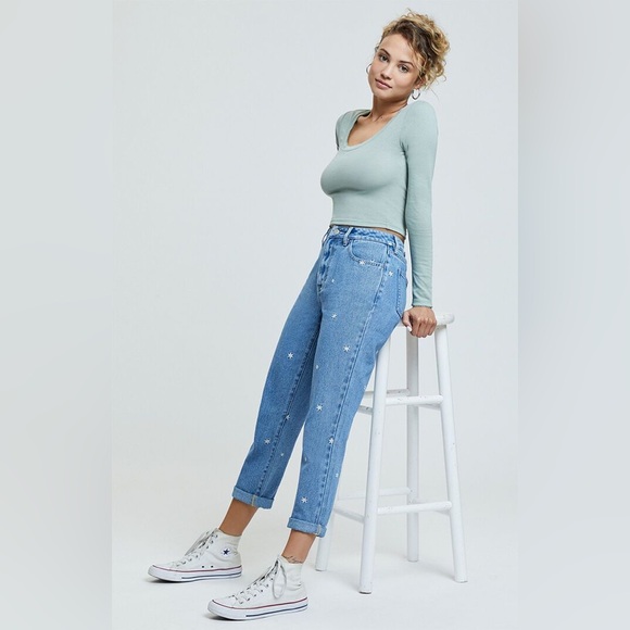PacSun‎ Raining Daisies Mom Jeans - Picture 3 of 7